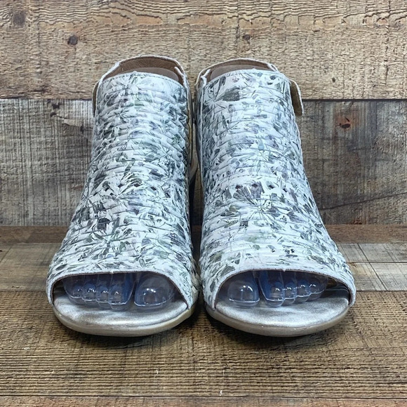 Remonte Sandals Women Size 41 US 10 10.5 Cream Green Leather Perforated Metallic - Picture 3 of 16